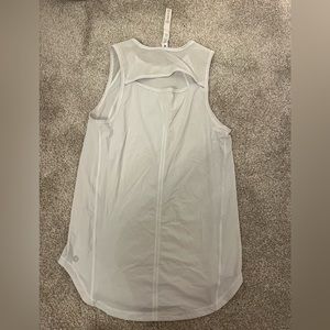 white size 2 lululemon workout tank top